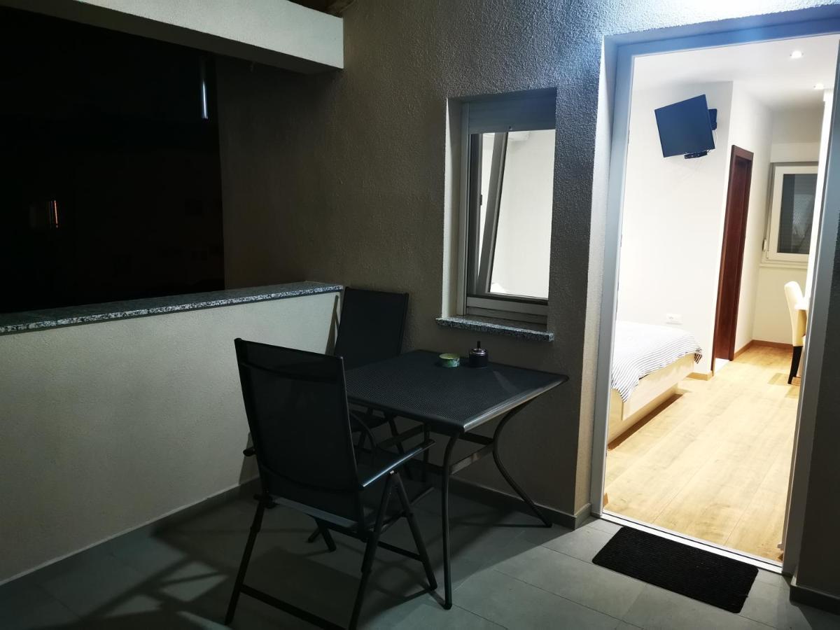 דירות זאטון Studio Apartman Rosa מראה חיצוני תמונה